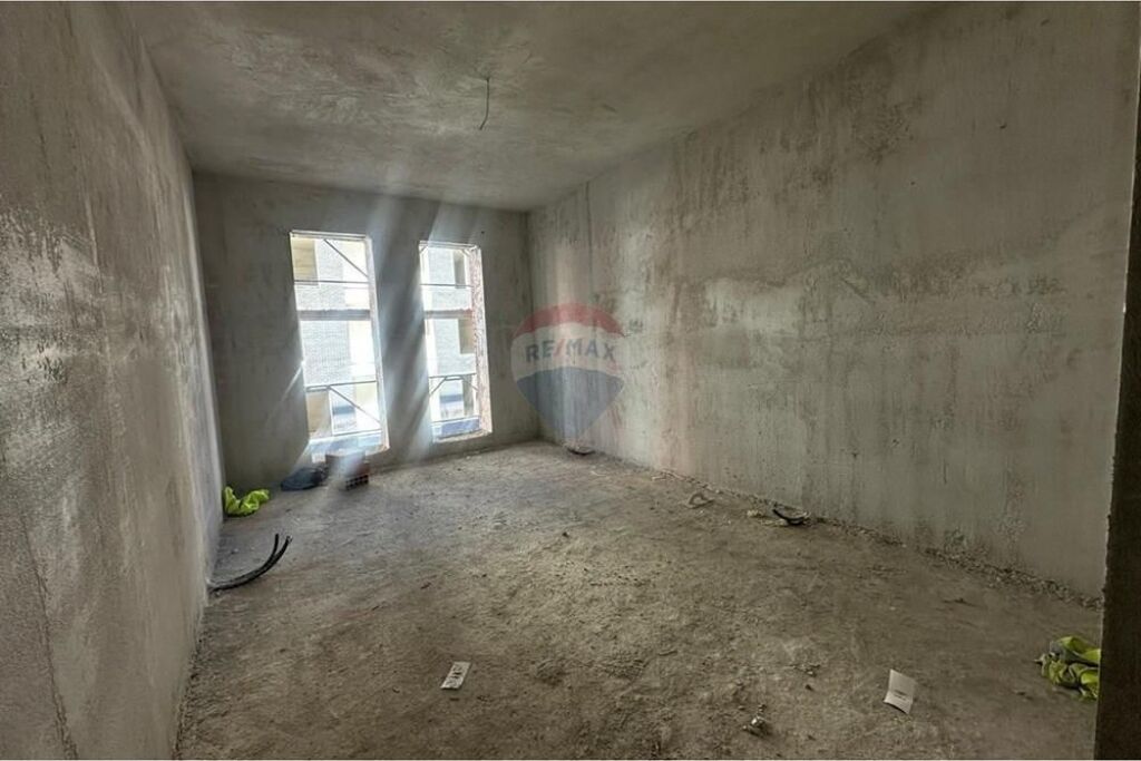 APARTAMENT 2+1+2 PER SHITJE NE PASKUQAN