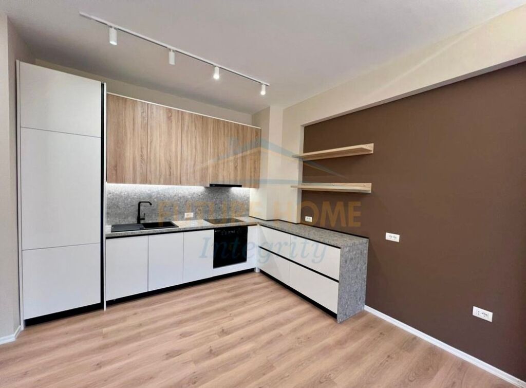 Affitto, Appartamento 1+1, Brryli, Tirana.