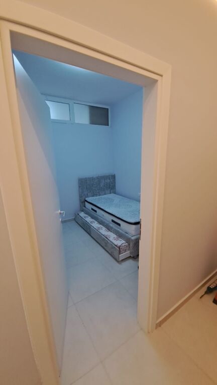 Jepet me qira apartament 2+1