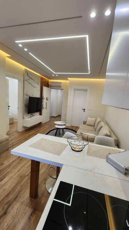 Appartamento 1+1 in affitto vicino all'Università Mediterranea d'Albania