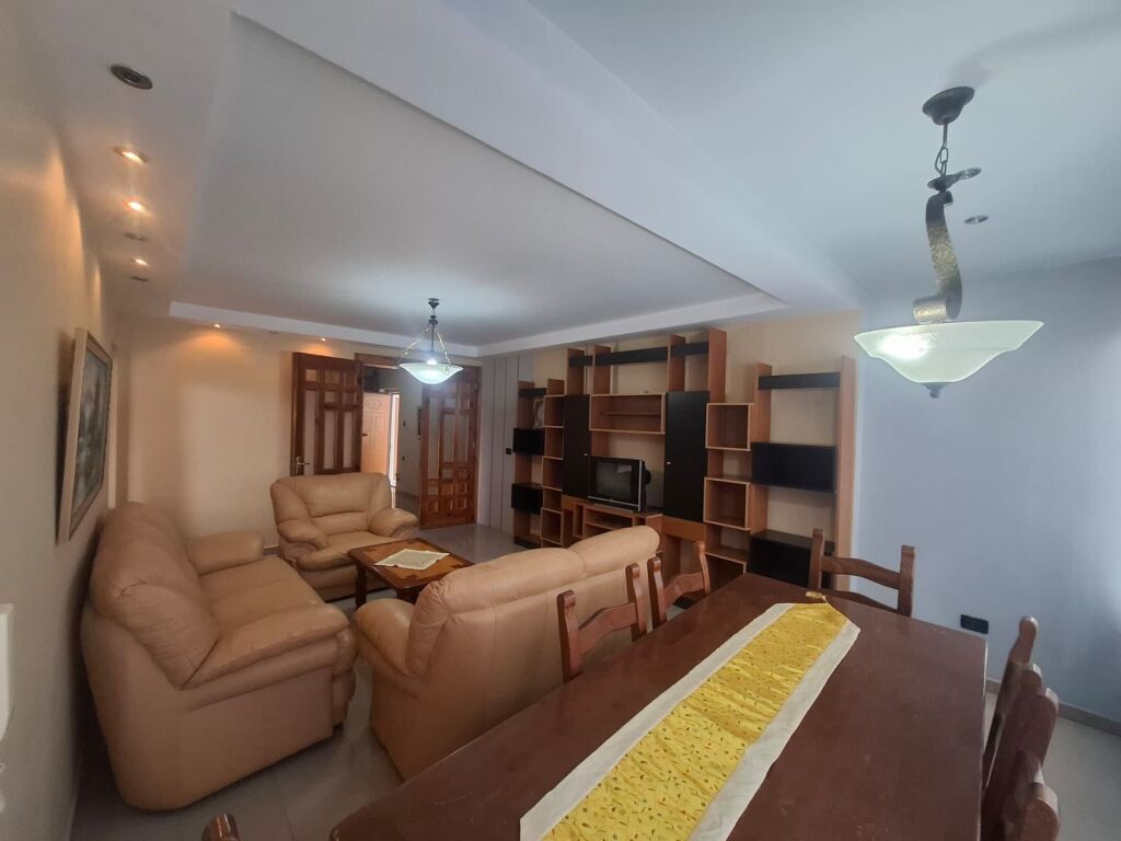  Appartamento 2+1 in Affitto a Lungo Termine – Vicino alla Scuola di Musica, Vlora