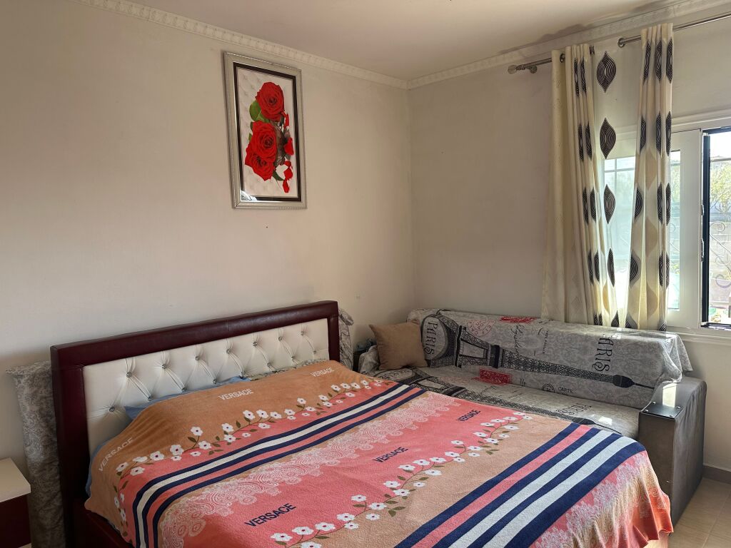 Private House for Sale - Tapizes Lake