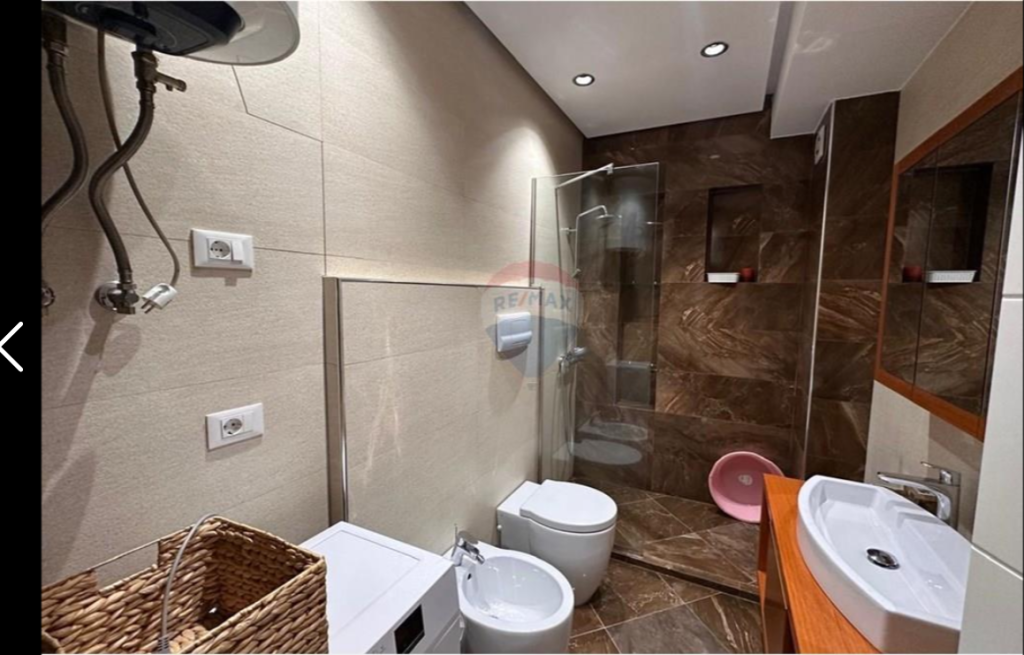 Apartament per shitje 2+1+2 tek Selvia