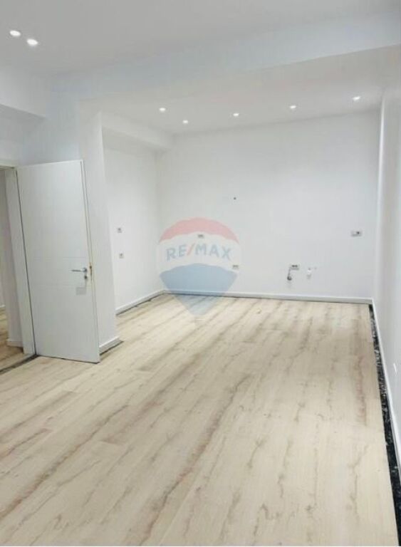 🏠📍Locale per Ufficio in Affitto Medreseja