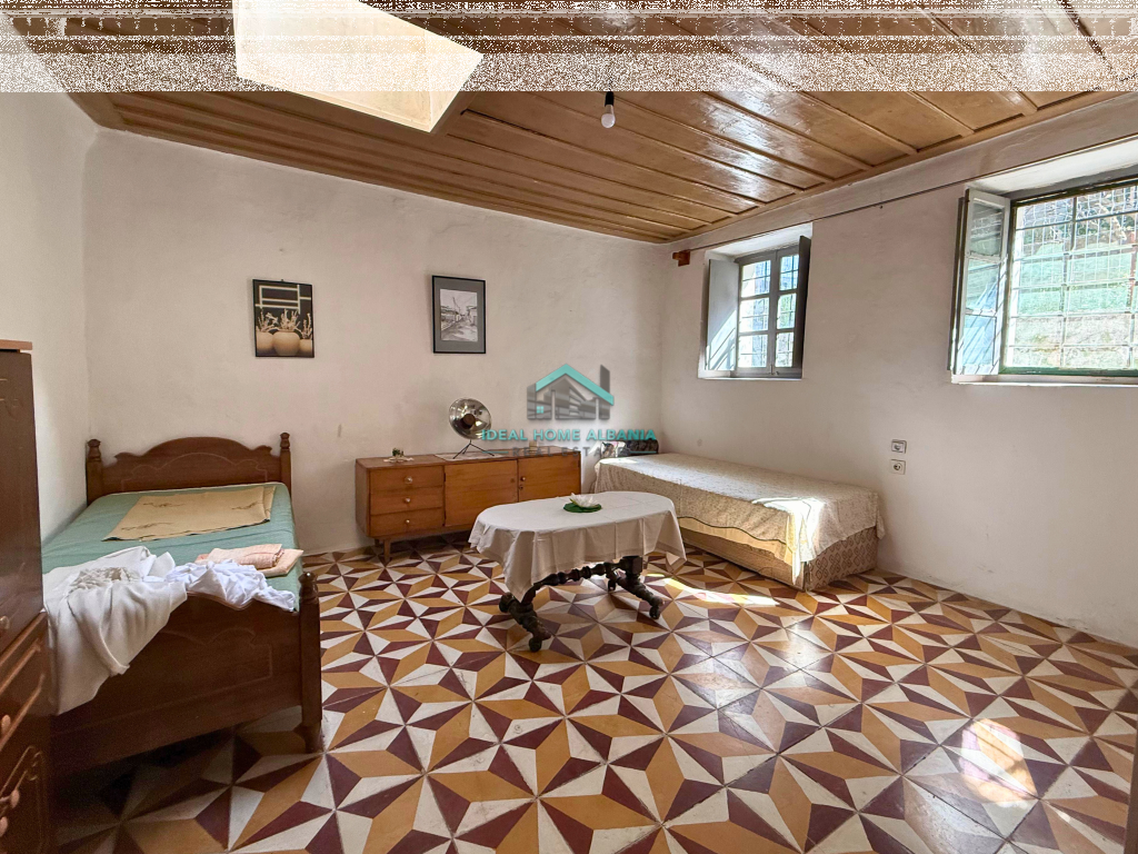 SHITJE SHTEPI PRIVATE – MURADIE VLORE