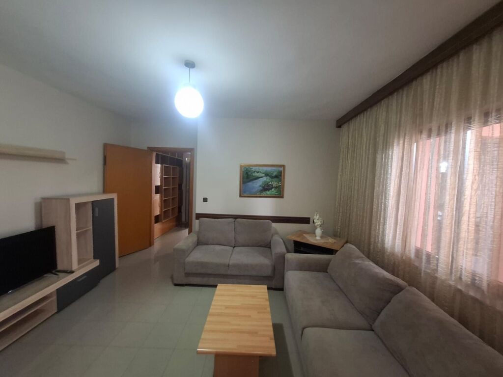  Appartamento 2+1 in Affitto a Lungo Termine – Vicino alla Scuola di Musica, Vlora