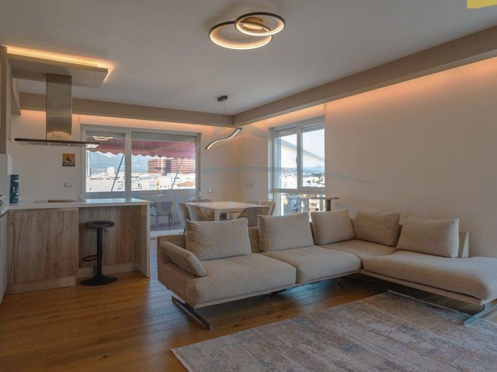 For sale, Apartment 3+1+2, Complex "Kontakt", 21 December