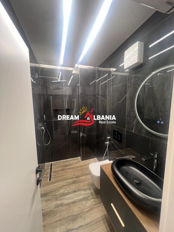 Appartamento 2+1 in Affitto Rr. Hoxha Tahsim – Tirana (ID 42215500) F