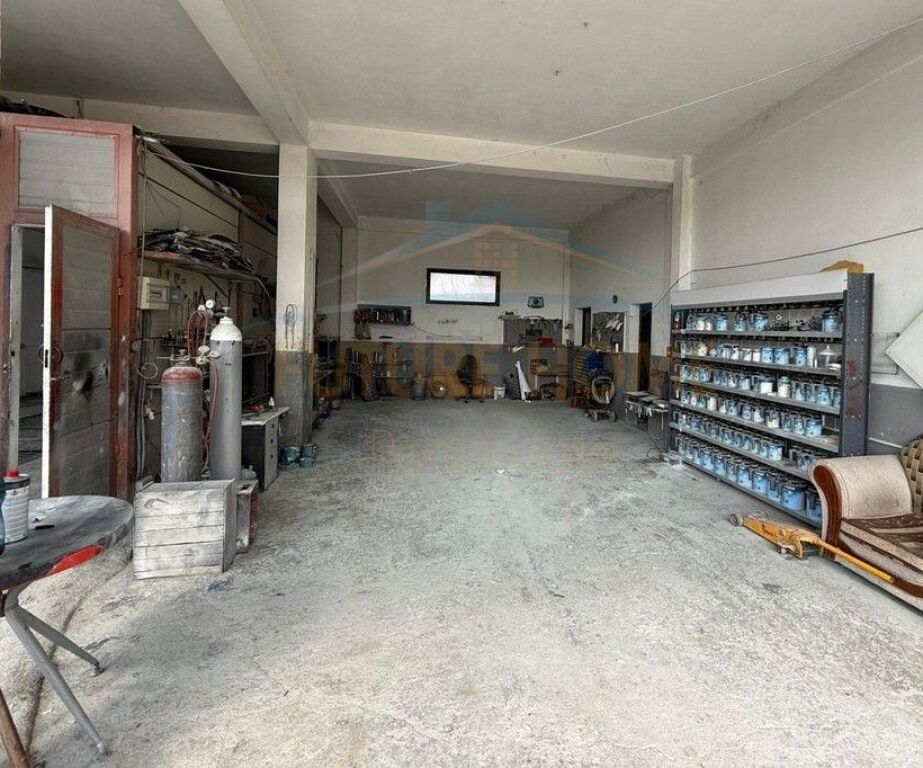 Rent, Warehouse, "Shefqet Kuka" Street, Fresk