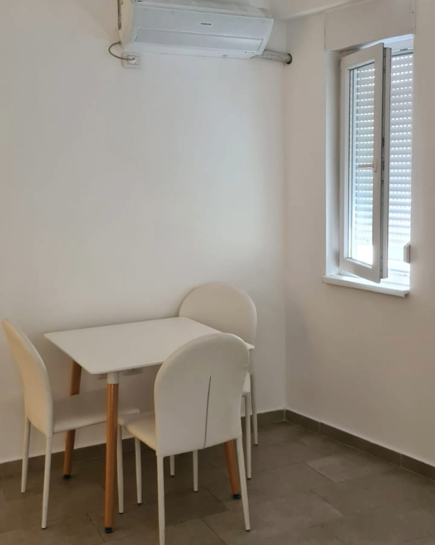 Apartament 1+1 me qira