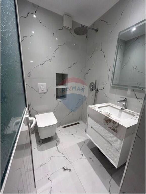 Apartment - For Rent - Durrës Street, Tirana