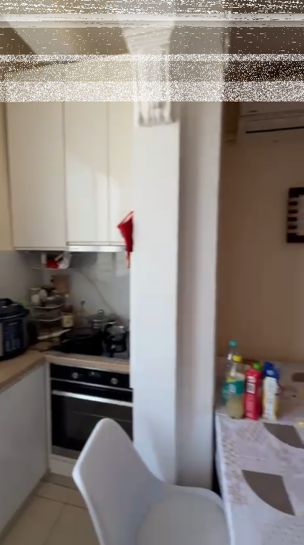 Apartament 1+1, Harry Fultz!