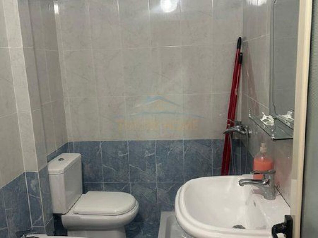 Shitet, Garsoniere, Uje te Ftohte