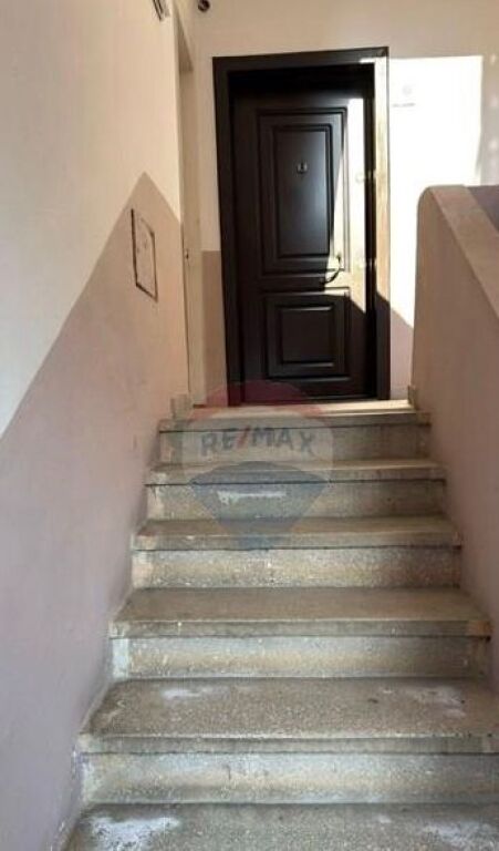 SHITET APARTAMENT 3+1 – RRUGA E KAVAJËS ID: 530491001-596