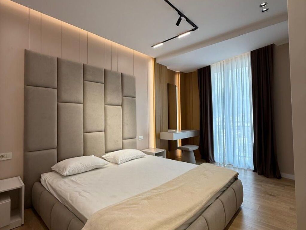 Mine Peza, Shesim apartamentin 2+1+2 !