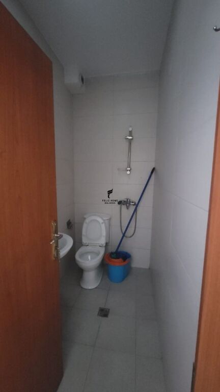 GARSIONERE ME QERA BRRYLI 45.000 LEKE FH-64427