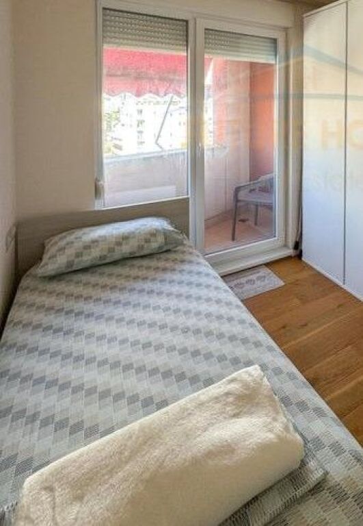 For sale, Apartment 3+1+2, Complex "Kontakt", 21 Dhjetori