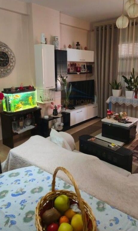 In vendita, Appartamento 2+1, Yzberisht, Tirana