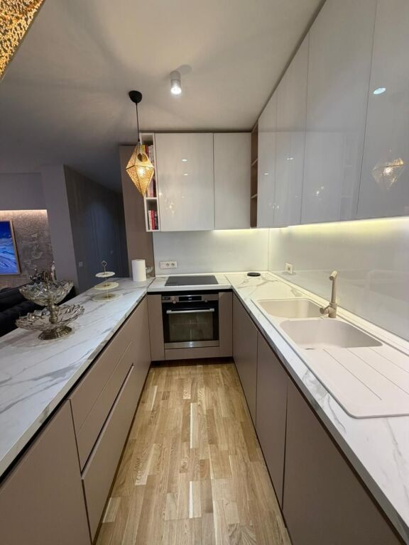 📌Shitet apartament 3+1+2 pranë Stadiumit Air Albania – Rruga e Elbasanit