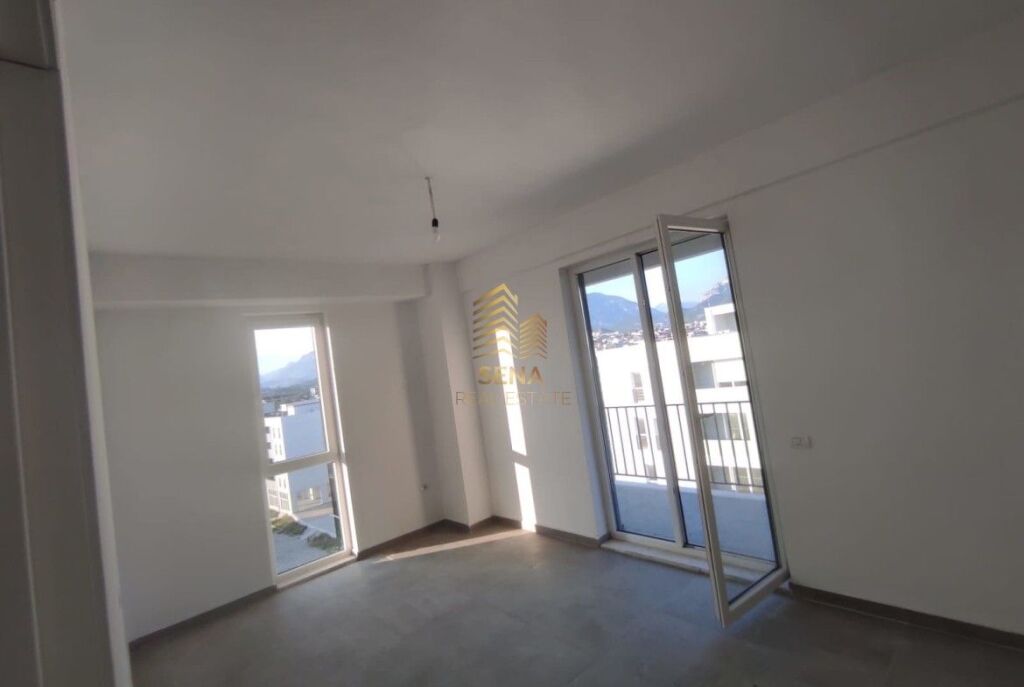 Affitto, Appartamento 2+1+balcone, Vuoto, 5 Maggio, 430 Euro/Mese