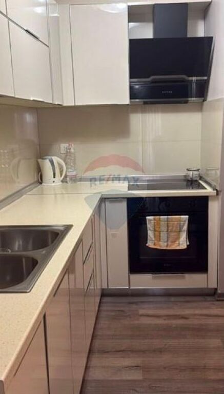 SHITET APARTAMENT 3+1 – RRUGA E KAVAJËS ID: 530491001-596