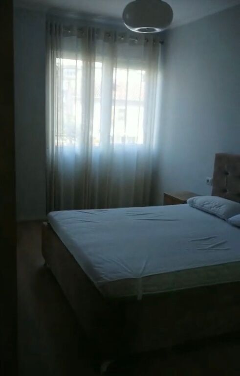 Affittasi 2+1+2 Complesso E88 presso Kupola 65.000 lek