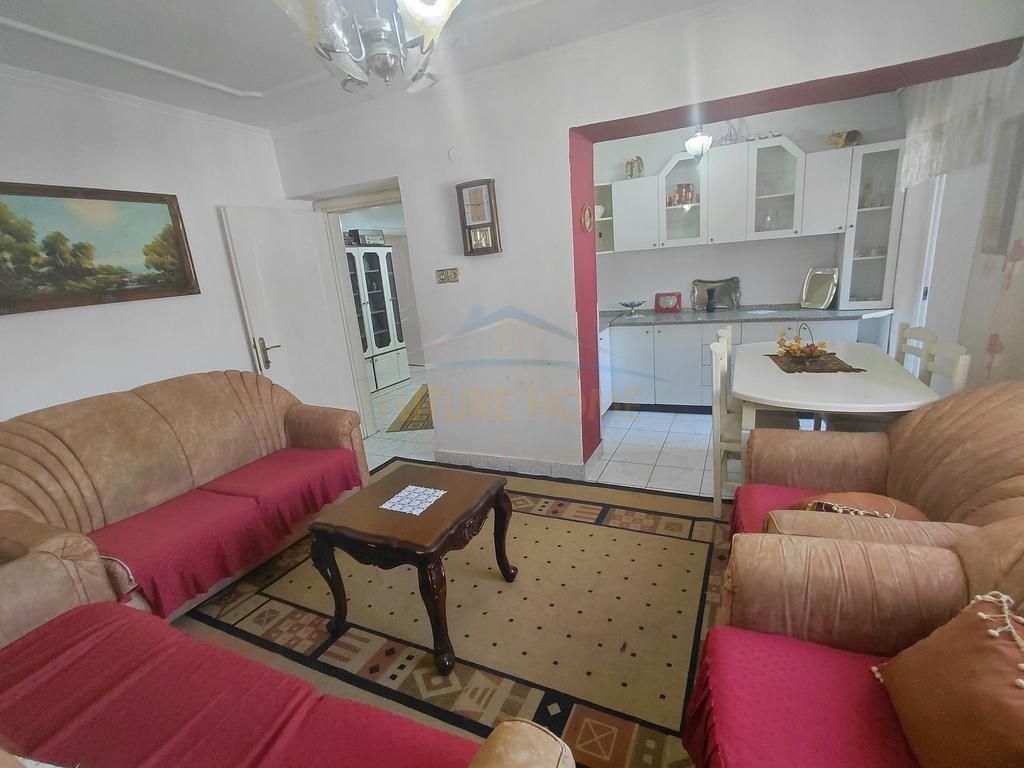 For sale, 2+1 apartment, Kajo Karafili Street Pogradec