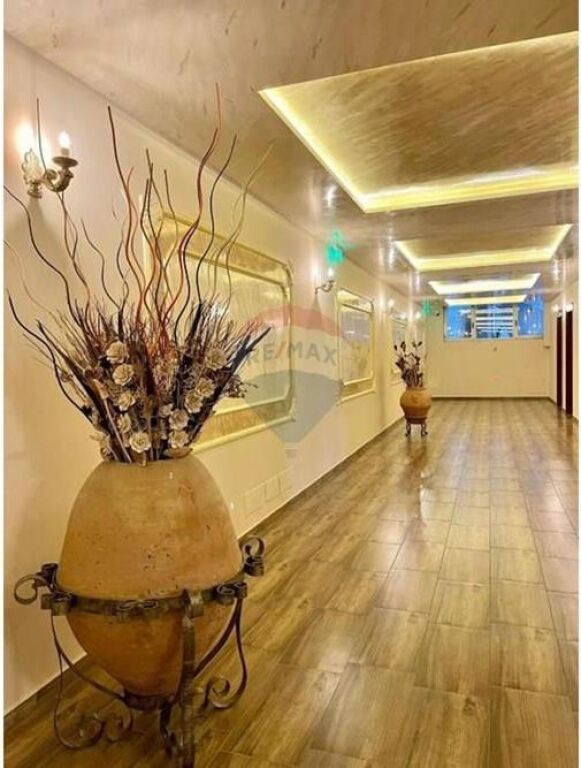 🏨 Hotel për Qira – Kuzum Baba, Vlorë