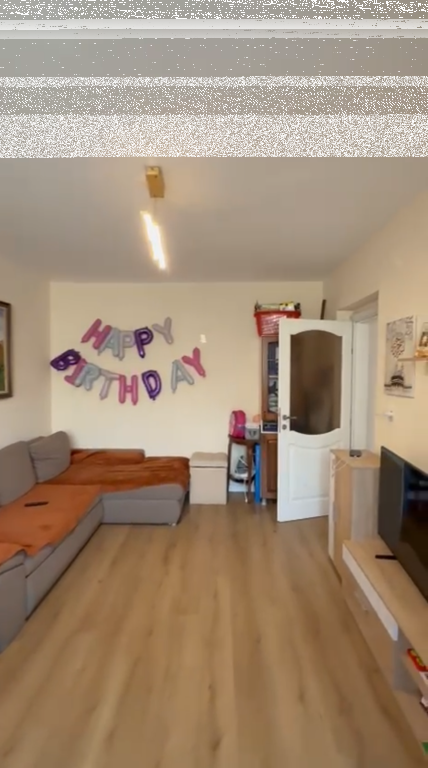 Apartament 1+1, Harry Fultz!