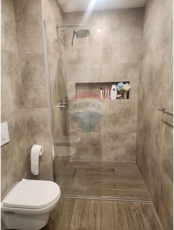 Apartament 1+1 me qera Marteniteti i Ri
