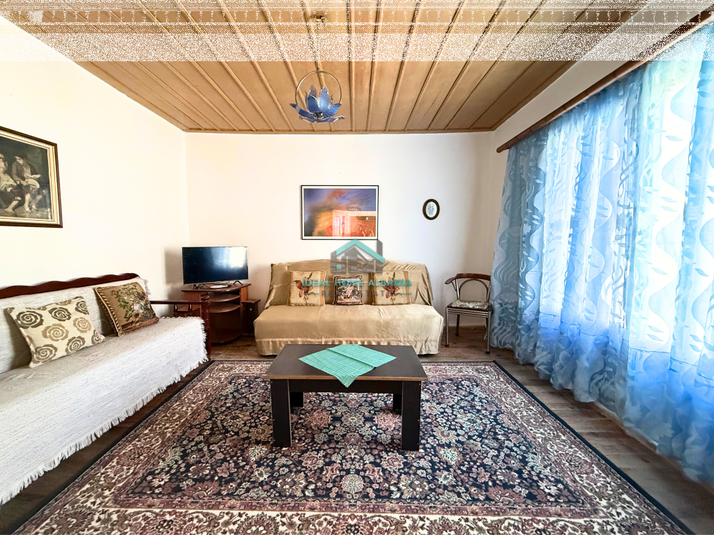 SHITJE SHTEPI PRIVATE – MURADIE VLORE