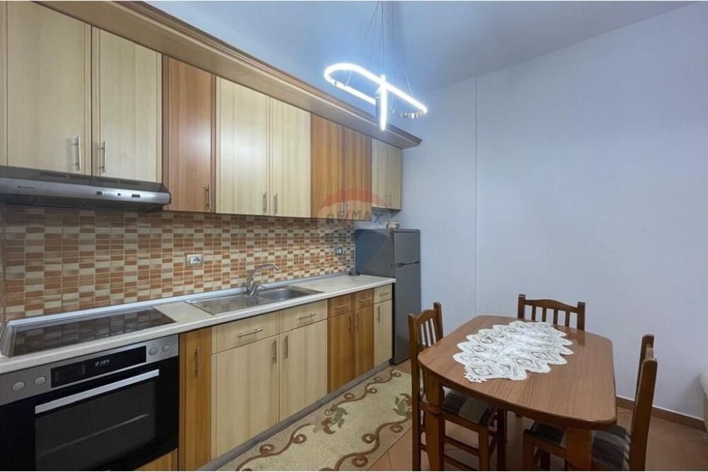 Apartament 1+1 me Qira tek Inxhinieria e Ndertimit