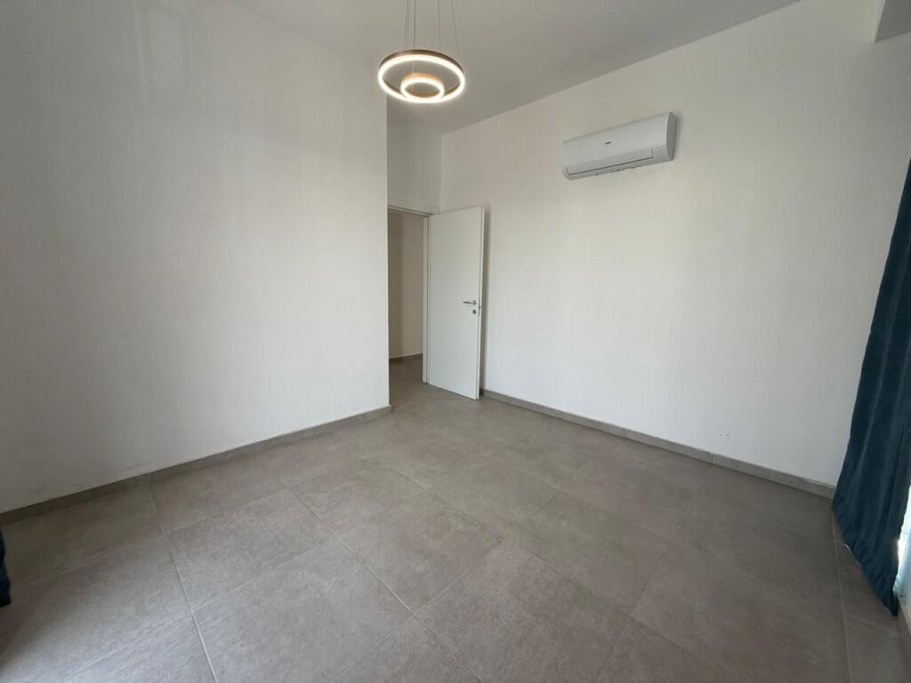 📢 In affitto – Appartamento 2+1  📍 Zona: 5 Maji, Tirana💶 Prezzo: 400€/mese