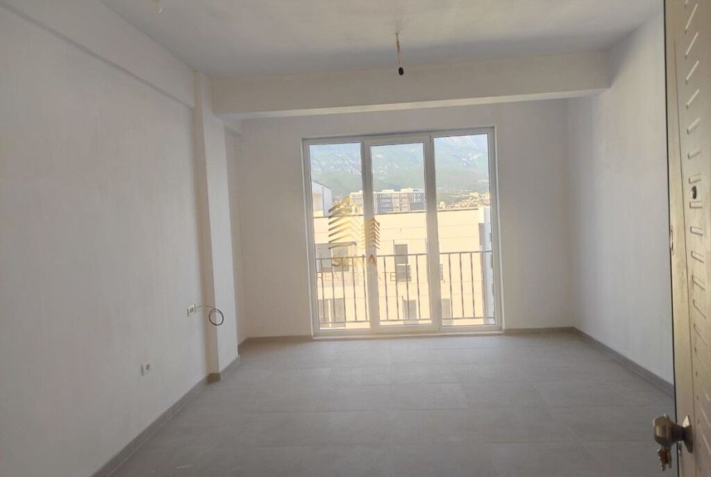 Affitto, Appartamento 2+1+balcone, Vuoto, 5 Maggio, 430 Euro/Mese