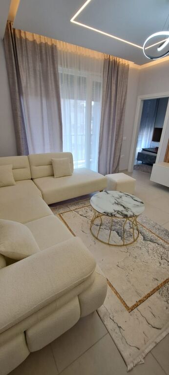 Jepet me qira apartament 2+1