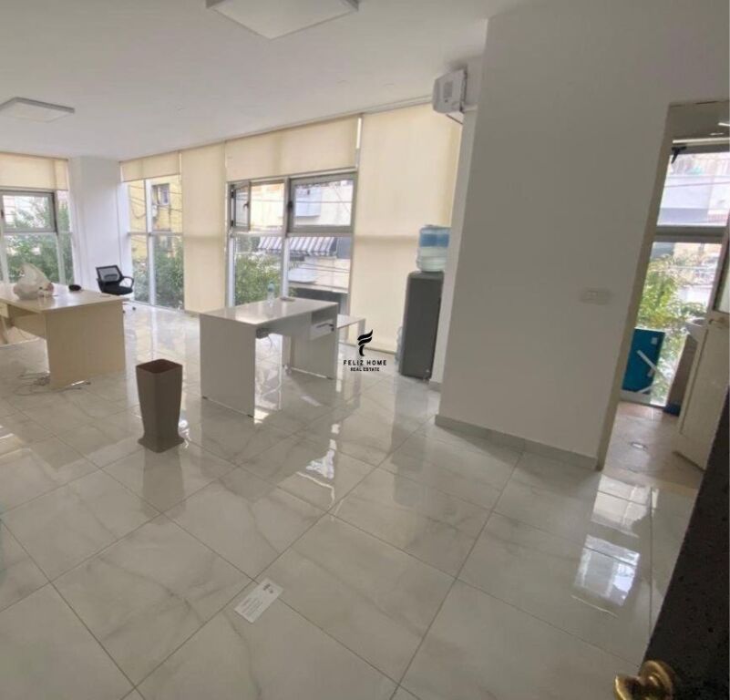 ZYRE ME QERA 170 M2 ZOGU ZI 3.500 EURO FH-64336