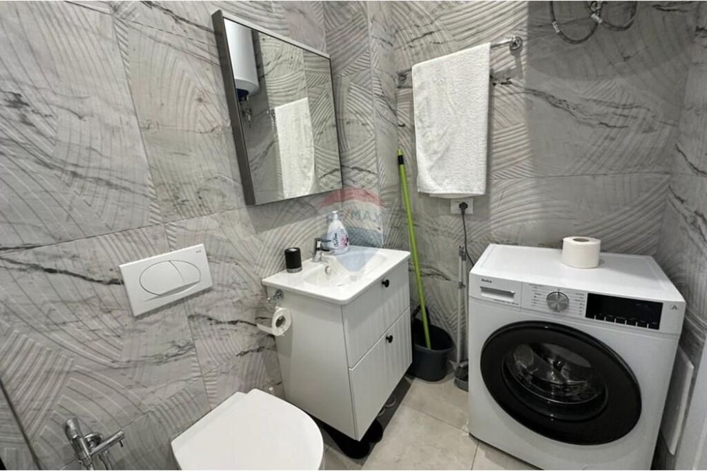 Apartment 1+1+Parking for rent 5 Maji