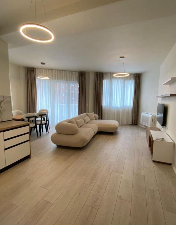 📌 Appartamento in affitto – River Residence, Astir