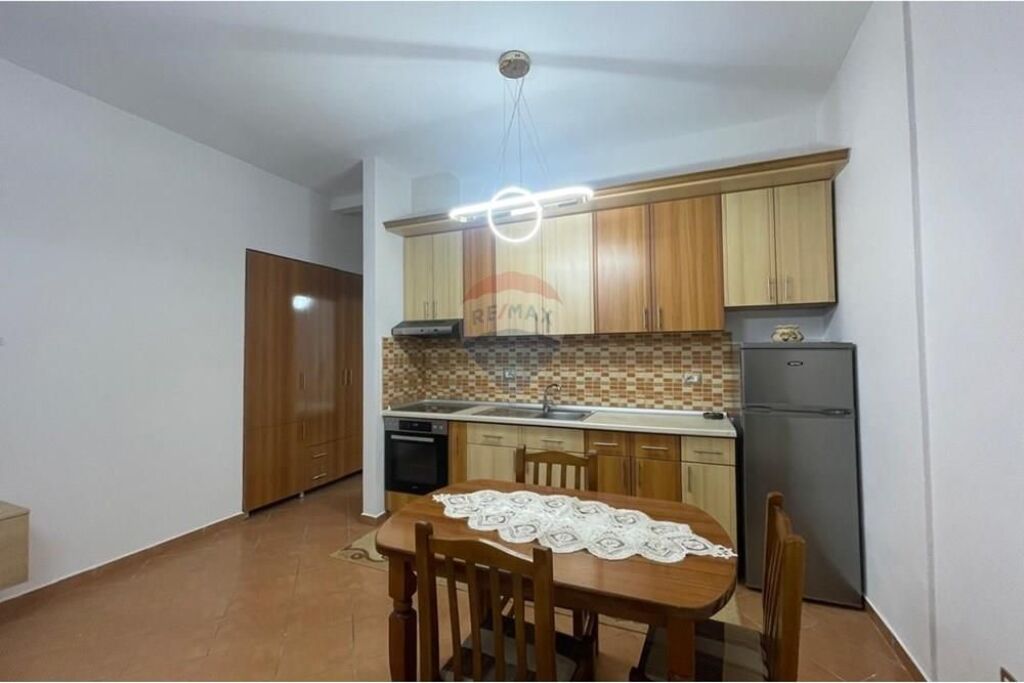 Apartament 1+1 me Qira tek Inxhinieria e Ndertimit