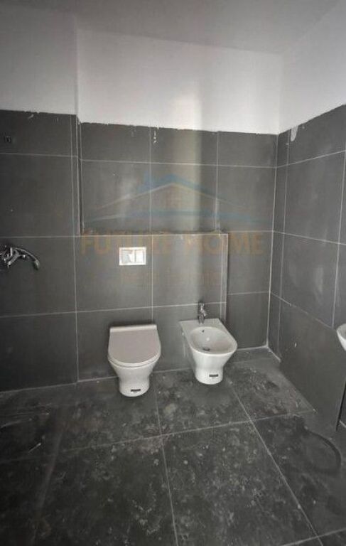 In vendita, Appartamento 2+1+Posto Auto, Complesso ASL 2