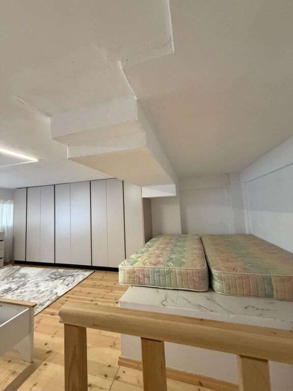 Jepet me Qira Duplex 1+1 – Selvia !