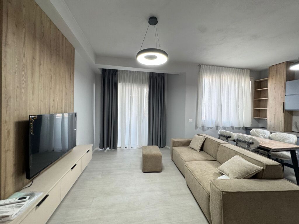 ✨JEPET ME QIRA SUPER APARTAMENT 2+1+2+🅿️ - 📍ASTIR
