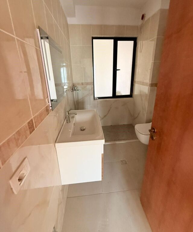 Apartament 2+1 per shitje tek mbikalimi kristalit