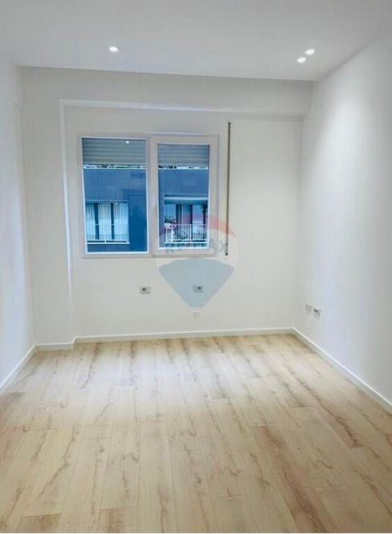 🏠📍Locale per Ufficio in Affitto Medreseja