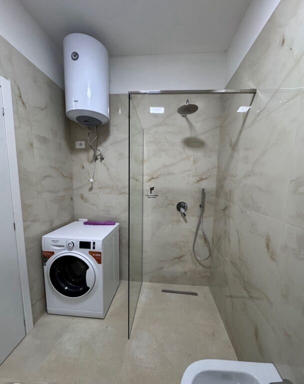 APARTAMENT ME QERA 1+1 ZOGU ZI 500 EURO FH-64371