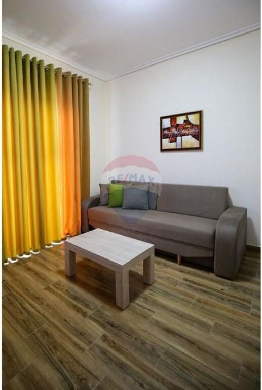 🏨 Hotel për Qira – Kuzum Baba, Vlorë