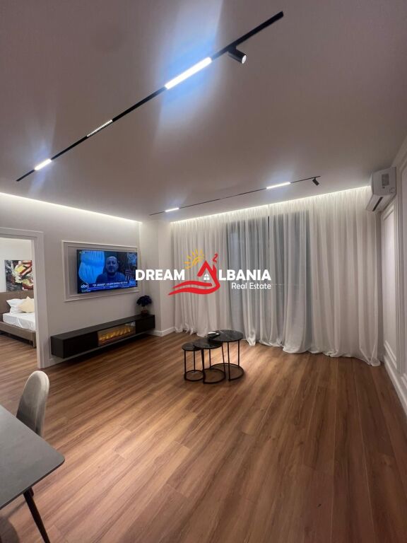 Appartamento 2+1 in Affitto Rr. Hoxha Tahsim – Tirana (ID 42215500) F