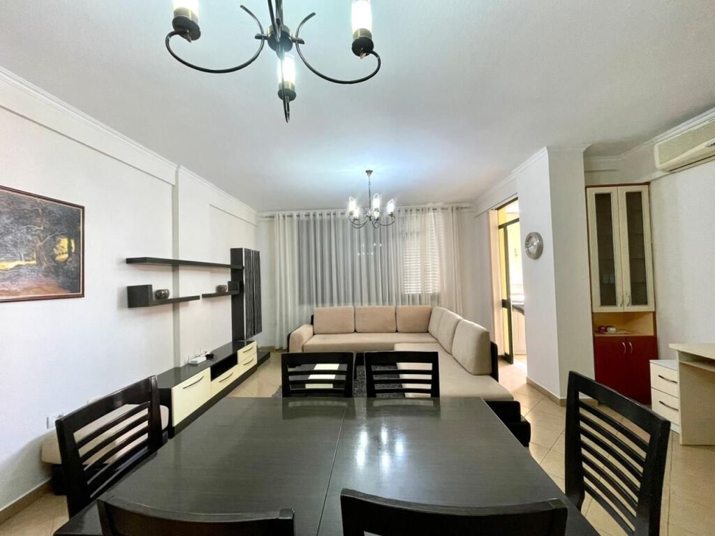 Appartamento 2+1 in affitto a Kamez