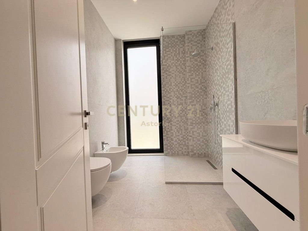 Luxury villa with pool in Mjull Bathore for sale, near TEG Shopping Center 980,000 € Total area  650m2  Internal area  330m2