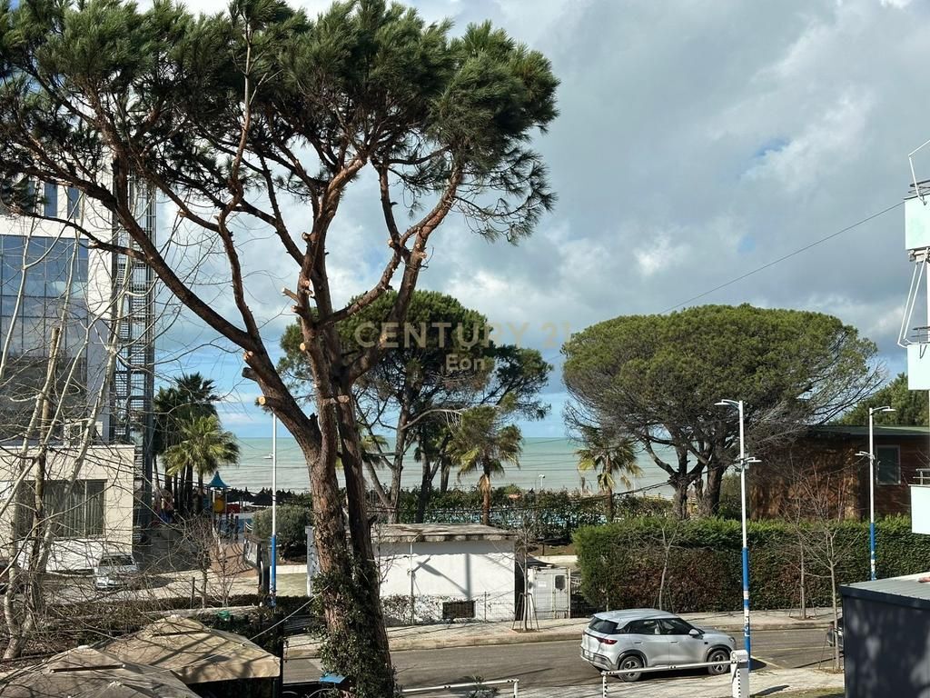 VENDESI APPARTAMENTO 1+1 ARREDATO CON VISTA MARE A GOLEM, MALI ROBIT!